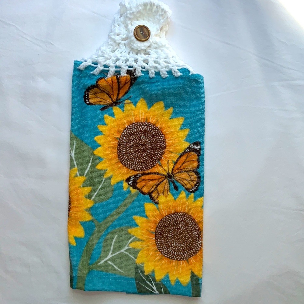 Hand Crafted Crocheted Top Butterflies Hanging Kitchen or Bathroom Hand Towels - Picture 3 of 7